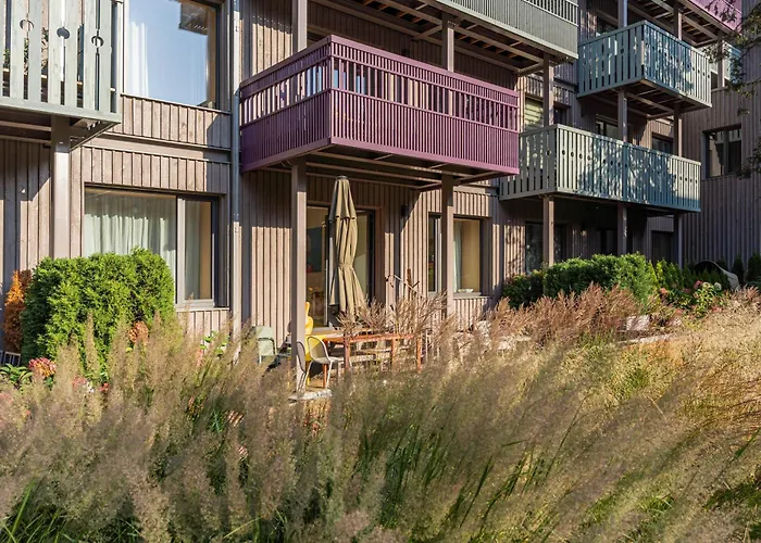 Stylish 2-Bedroom With Large Terrace, Near Forest Park & Beach, Child-Friendly Location