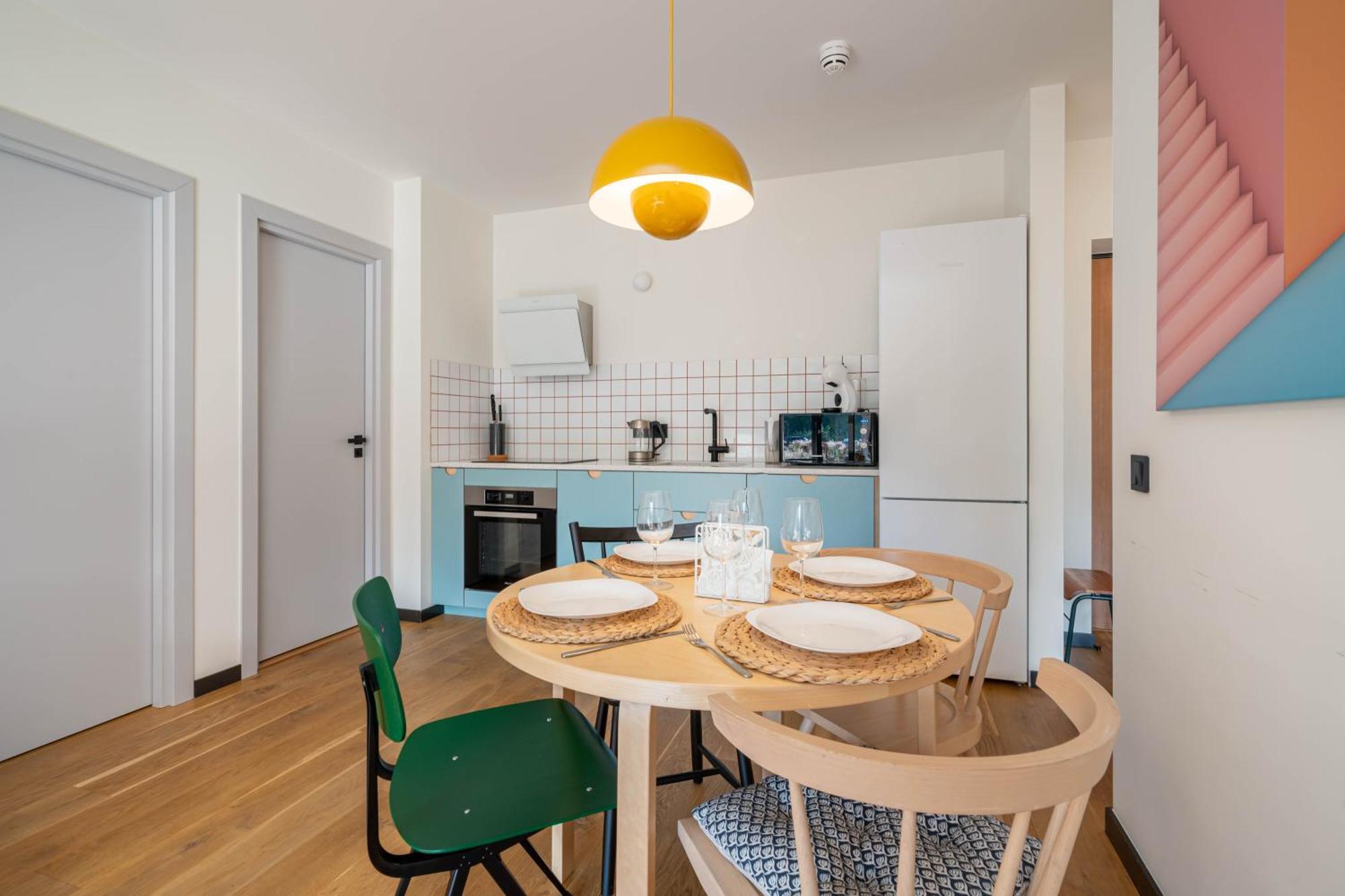 Stylish 2-bedroom With Large Terrace, Near Forest Park & Beach, Child-friendly Location Butas